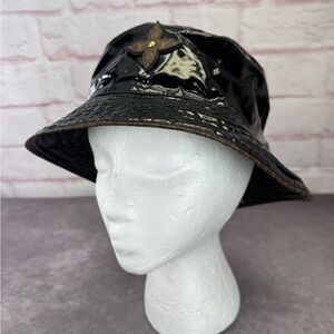 Louis Vuitton Bob Rainy Day Black Patent Bucket Hat Noir NWT